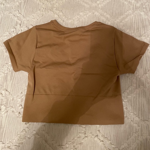 Aerie offline seamless cropped t-shirt - Picture 7 of 7